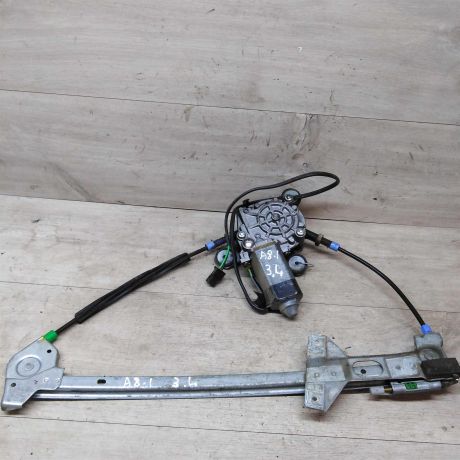 steklopodieemnik-zadnii-audi-a8-d2-art-18779-big-0