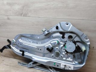 steklopodieemnik-zadnii-pravyi-kia-cerato-art-19476