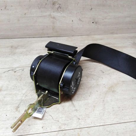 remen-bezopasnosti-zadnii-bmw-e46-art-19791-big-1