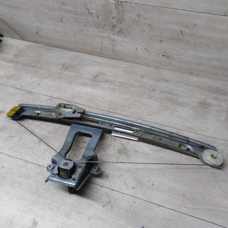 steklopodieemnik-zadnii-pravyi-mexaniceskii-bmw-e46-art-19802-big-1