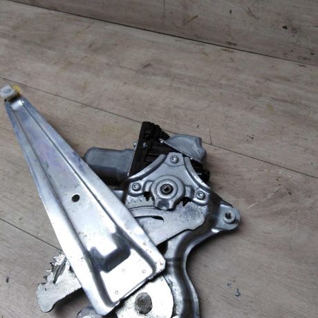 steklopodieemnik-zadnii-levyi-toyota-camry-v40-art-20054-big-1