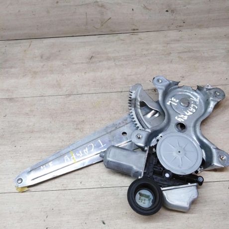 steklopodieemnik-zadnii-levyi-toyota-camry-v40-art-20054-big-0