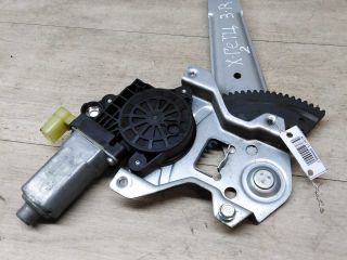 steklopodieemnik-zadnii-pravyi-hyundai-getz-sa2-art-20557