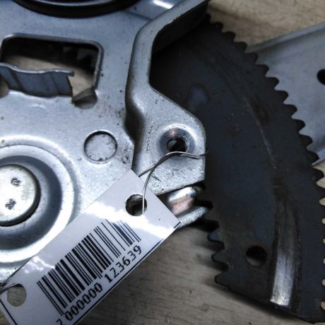 steklopodieemnik-zadnii-pravyi-hyundai-getz-sa2-art-20557-big-2