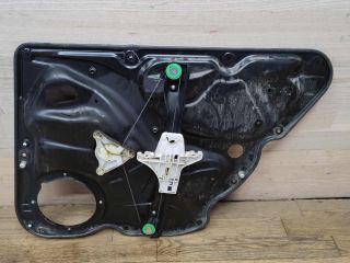 steklopodieemnik-zadnii-levyi-volkswagen-passat-b6-art-20752