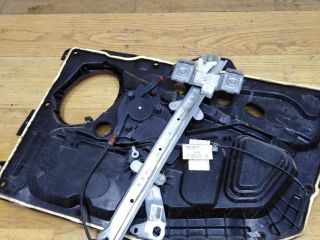 steklopodieemnik-perednii-levyi-ford-fusion-art-20976