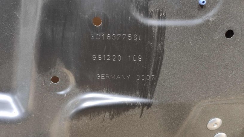 steklopodieemnik-perednii-pravyi-volkswagen-passat-b6-art-21150-big-3