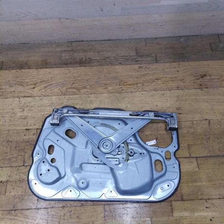 steklopodieemnik-perednii-levyi-ford-c-max-art-21639-big-1