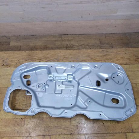 steklopodieemnik-perednii-pravyi-ford-focus-2-kupe-rest-art-21640-big-0