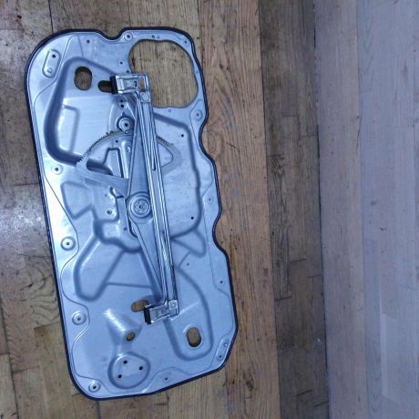 steklopodieemnik-perednii-pravyi-ford-focus-2-kupe-rest-art-21640-big-1