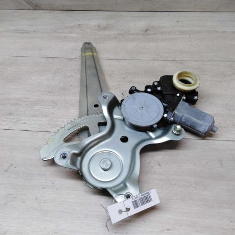 steklopodieemnik-zadnii-levyi-toyota-camry-v40-art-21997-big-1