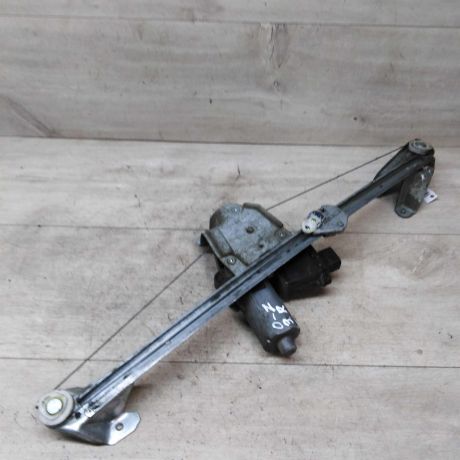 steklopodieemnik-zadnii-pravyi-opel-zafira-a-art-22220-big-0