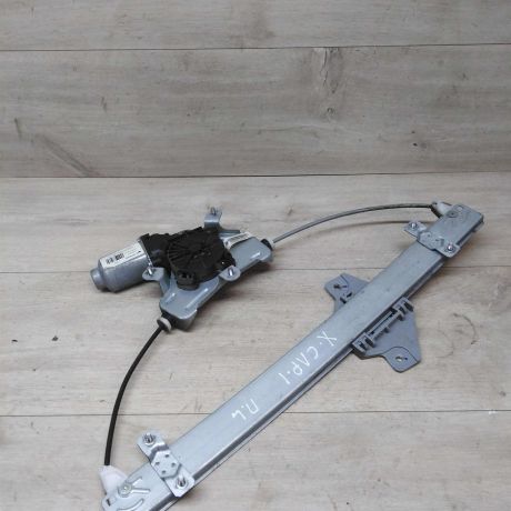 steklopodieemnik-perednei-hyundai-solaris-art-22836-big-0