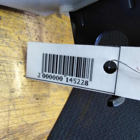 remen-bezopasnosti-zadnii-srednii-mitsubishi-lancer-9-art-23365-big-1