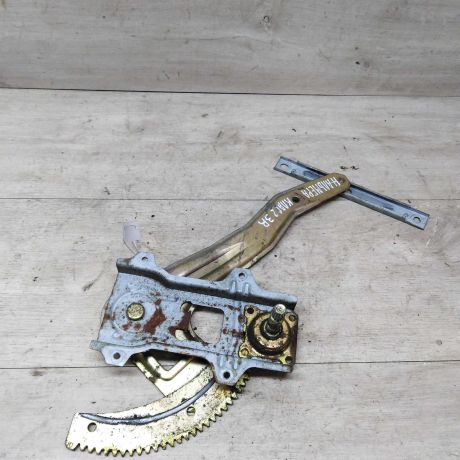 steklopodieemnik-zadnii-pravyi-mexaniceskii-nissan-almera-classic-art-23381-big-0