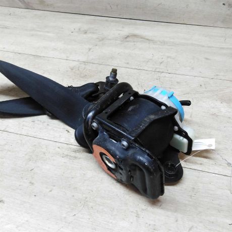 remen-bezopasnosti-perednii-pravyi-lada-granta-art-24092-big-1