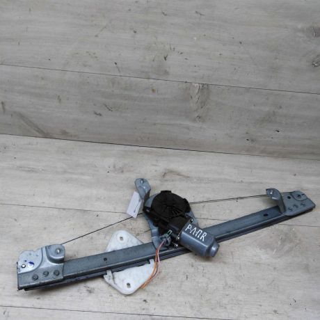 steklopodieemnik-perednii-pravyi-renault-logan-art-24273-big-0