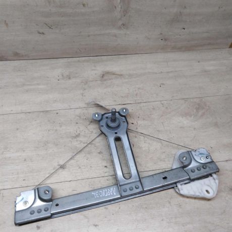 steklopodieemnik-zadnii-levyi-lada-largus-art-24276-big-0