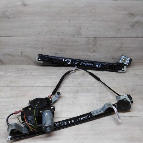 steklopodieemnik-perednii-ford-mondeo-3-levyi-art-24296-big-0