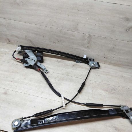 steklopodieemnik-perednii-ford-mondeo-3-levyi-art-24296-big-1