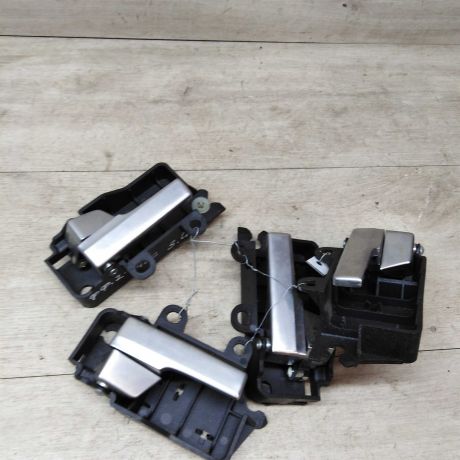 rucka-vnutrenniaia-otkryvaniia-dveri-ford-focus-2-do-restailing-art-25446-big-0