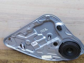 steklopodieemnik-zadnii-levyi-ford-focus-2-xetcbek-rest-art-25457