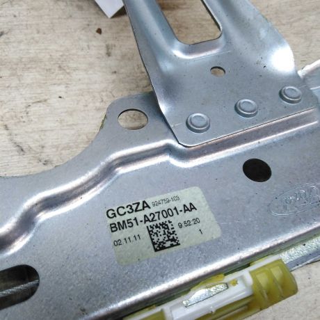 steklopodieemnik-zadnii-levyi-ford-focus-3-art-25563-big-1