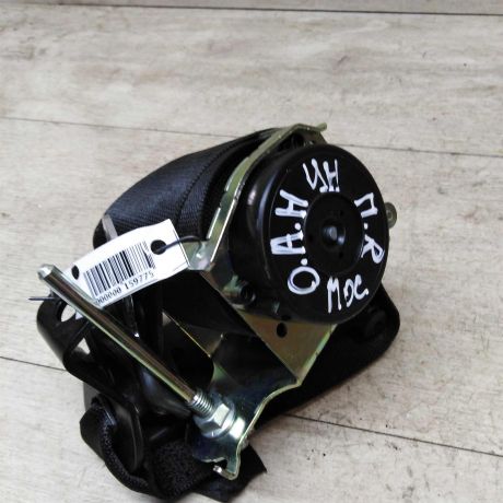 remen-bezopasnosti-perednii-pravyi-opel-astra-h-rest-art-26130-big-0