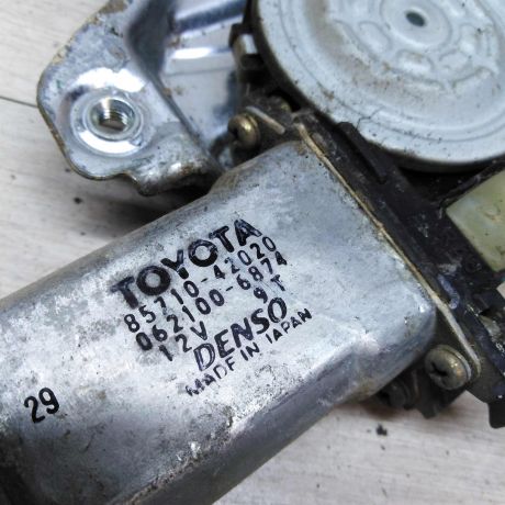 steklopodieemnik-zadnii-levyi-toyota-rav4-20i-3s-fe-art-26260-big-2