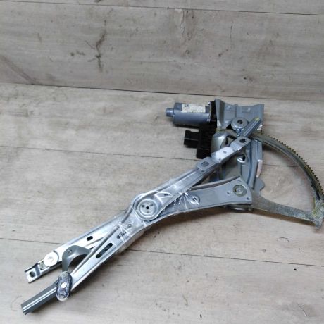 steklopodieemnik-perednii-opel-astra-h-rest-art-26558-big-0