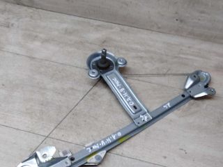 steklopodieemnik-zadnii-levyi-mexaniceskii-opel-astra-h-rest-art-26562