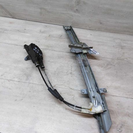 steklopodieemnik-zadnii-pravyi-mazda-626-art-26863-big-0