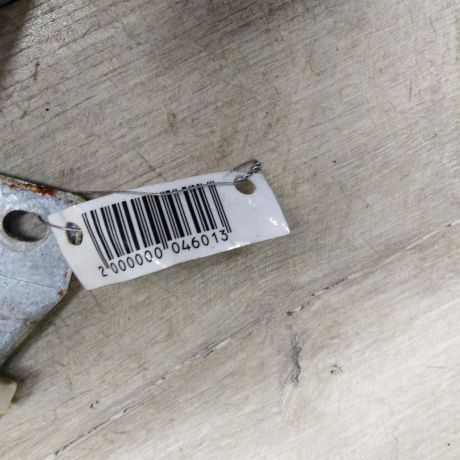 steklopodieemnik-perednii-pravyi-mazda-626-art-26940-big-1