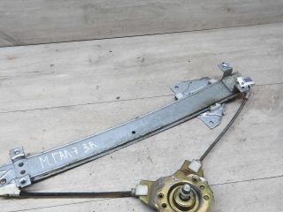 steklopodieemnik-zadnii-pravyi-mexaniceskii-mitsubishi-galant-7-art-27028