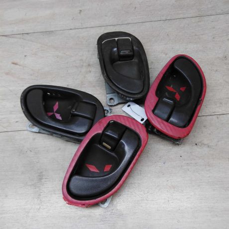 rucka-vnutrenniaia-otkryvaniia-dveri-mitsubishi-galant-7-art-27168-big-0