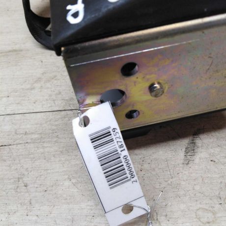 remen-bezopasnosti-zadnii-pravyi-lada-kalina-art-27277-big-1