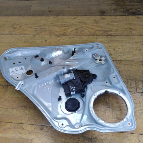 steklopodieemnik-zadnii-levyi-volkswagen-passat-b5-gp-art-27546-big-0