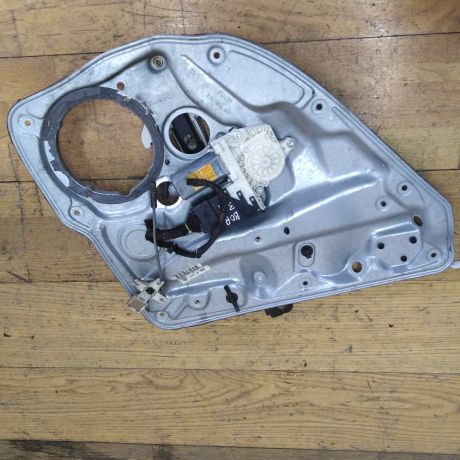 steklopodieemnik-zadnii-levyi-volkswagen-bora-art-27686-big-0