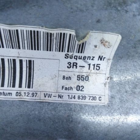 steklopodieemnik-zadnii-pravyi-volkswagen-golf-4-art-27687-big-2