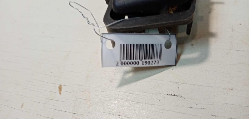 rucka-vnutrenniaia-levaia-otkryvaniia-dveri-volkswagen-passat-b3-art-28017-big-2