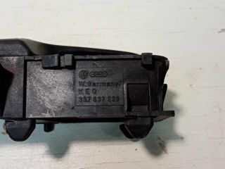 rucka-vnutrenniaia-pravaia-otkryvaniia-dveri-volkswagen-passat-b3-art-28018