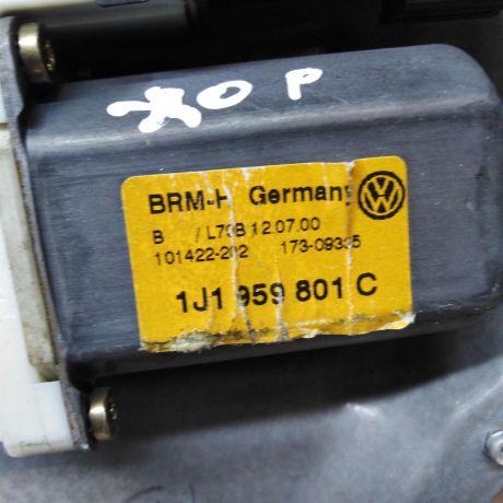 steklopodieemnik-perednii-levyi-volkswagen-golf-4-kupe-art-28035-big-2
