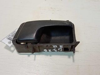 rucka-vnutrenniaia-otkryvaniia-dveri-volkswagen-passat-b3-art-28072