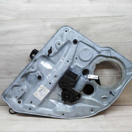 steklopodieemnik-zadnii-levyi-volkswagen-golf-4-art-28116-big-0