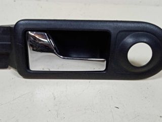 rucka-vnutrenniaia-otkryvaniia-dveri-volkswagen-golf-4-art-28227