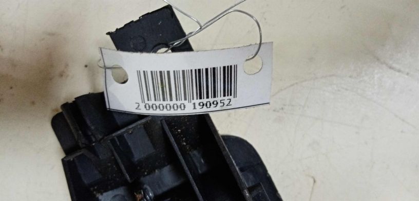 rucka-vnutrenniaia-otkryvaniia-dveri-volkswagen-golf-4-art-28227-big-2