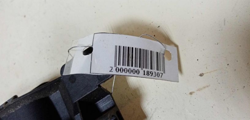 rucka-vnutrenniaia-otkryvaniia-dveri-volkswagen-golf-4-art-28939-big-2