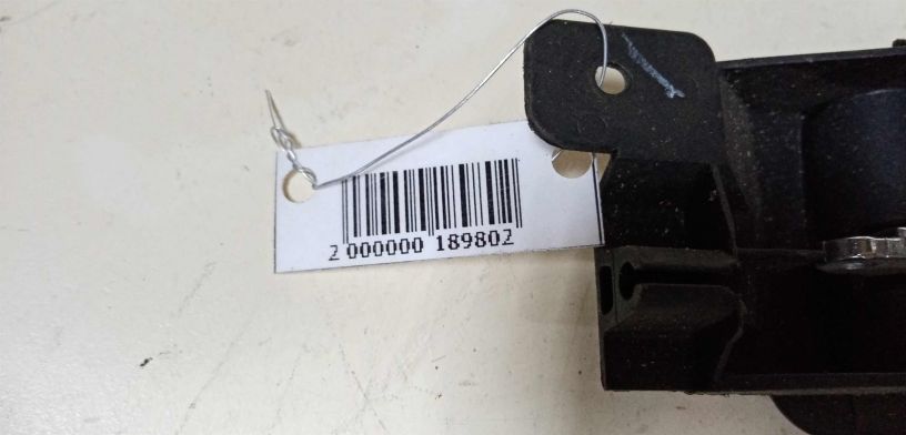 rucka-vnutrenniaia-otkryvaniia-dveri-volkswagen-golf-4-art-28942-big-1