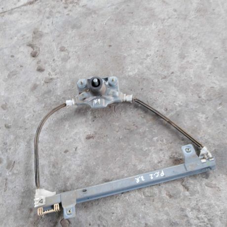 steklopodieemnik-zadnii-pravyi-mexaniceskii-renault-scenic-1-do-rest-art-29118-big-0