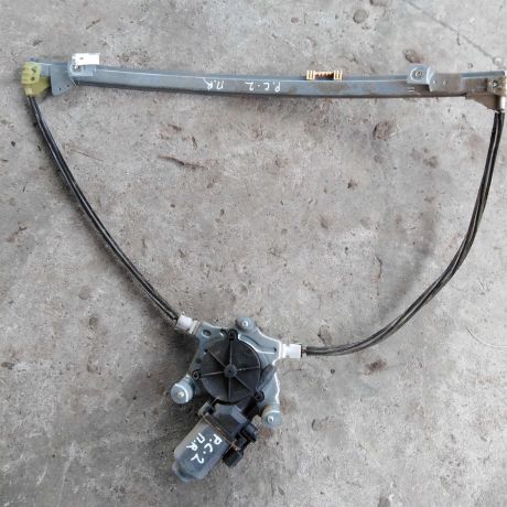 steklopodieemnik-perednii-pravyi-renault-scenic-1-do-rest-art-29306-big-0